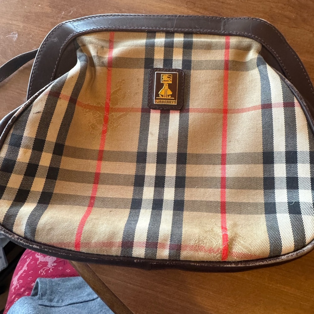 Vintage Burberry Nova Check Crossbody Bag – Made in Italy – Equestrian Logo